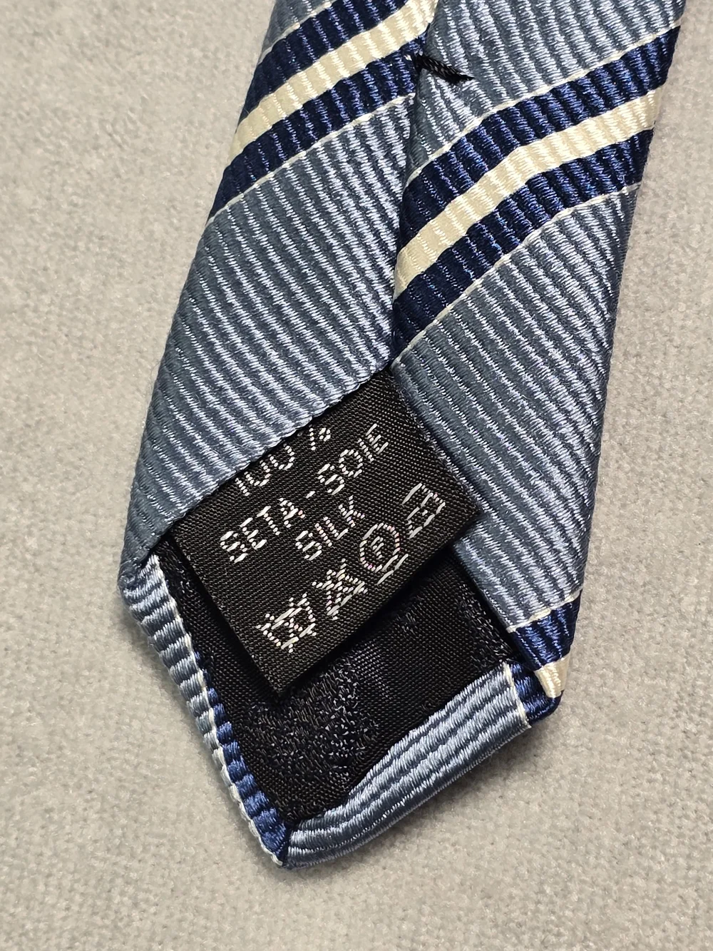 Vintage Gianni Versace Silk Tie Blue Diagonal Regimental Stripe Made In Italy